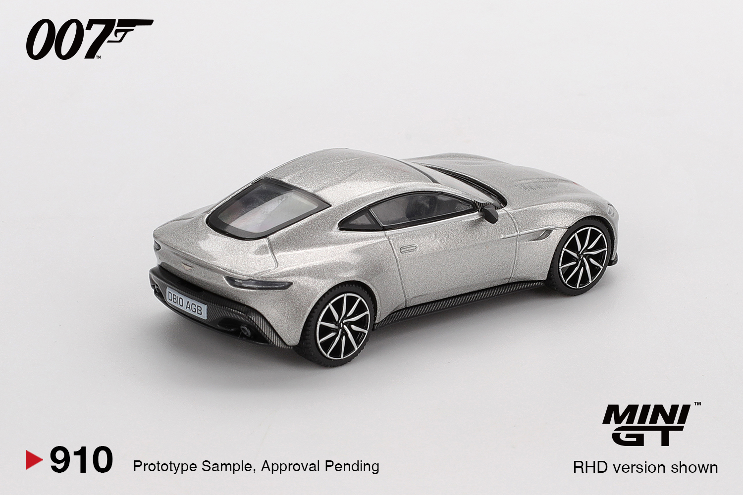 MINIGT 1/64 Aston Martin DB10  – обзор и цена Kids Toys Boys